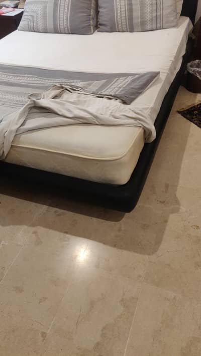 bed with 2said tebel and 2 set sofa