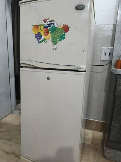 Samsung fridge For urgent sale