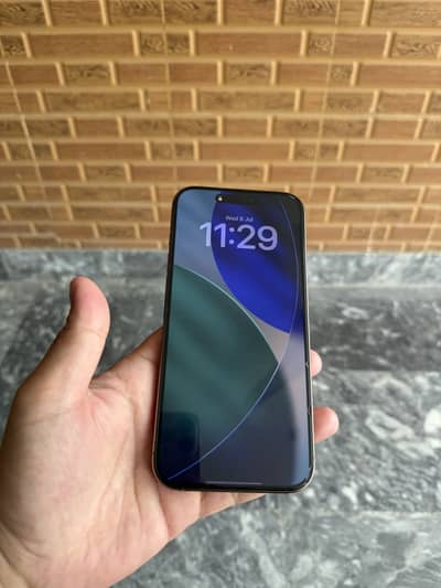 Apple iPhone 16 Pro Max