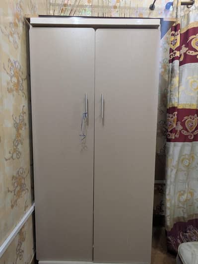 2 Door Wooden Wardrobe / Almirah – Excellent Condition