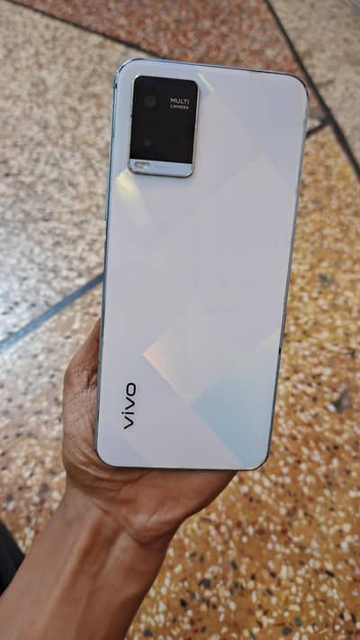 Vivo Y21