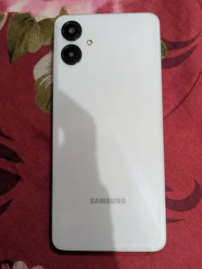 Samsung Mobile A06