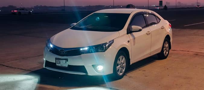 Toyota Corolla Altis 2015