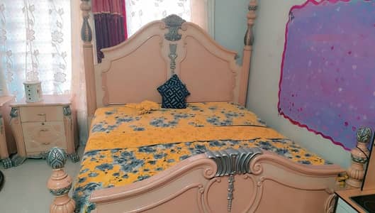 Bed set \ solid wood furniture \ show case