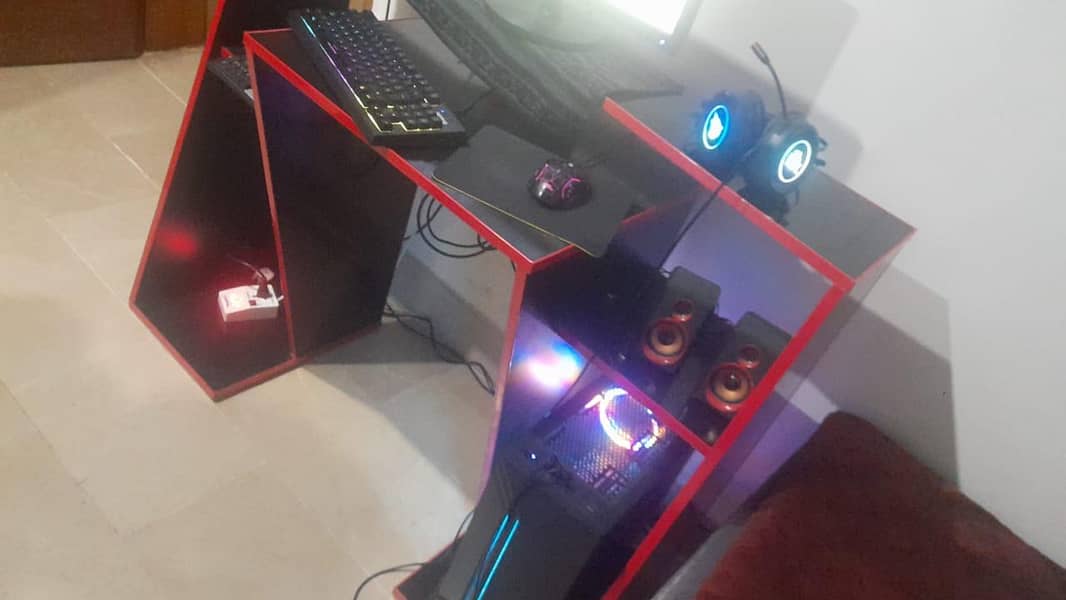 Gaming table 3