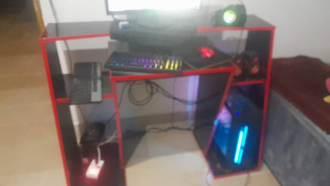 Gaming table 5