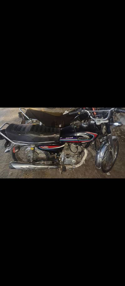 United 125 for sale black Colour