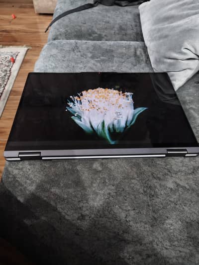 Lenovo Yoga 7 2-in-1 16IML9 - Intel core uktra 7 155u 16GB DDR5 1TBSSD