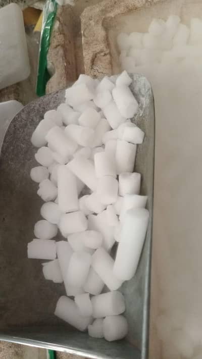 dry ice in Lahore , Islamabad