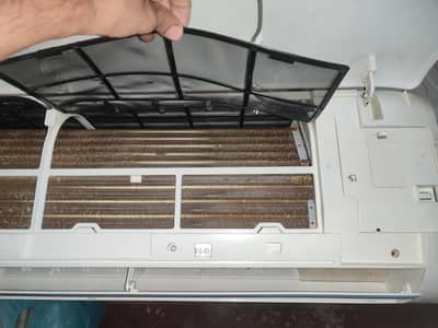 Haier 1.5 ton Non inverter Ac