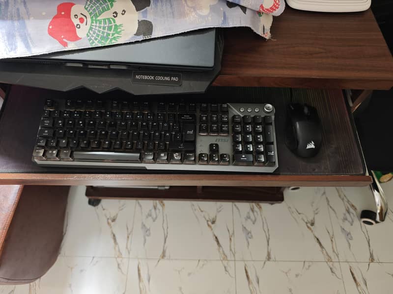 Computer Table 3