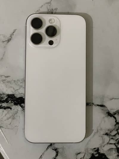 Apple iPhone 16 Pro Max