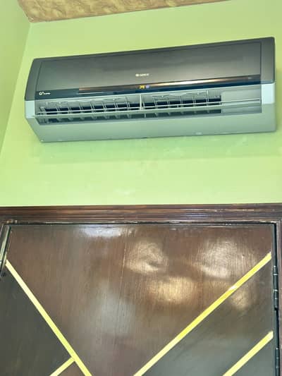 Gree invert AC G-10 model