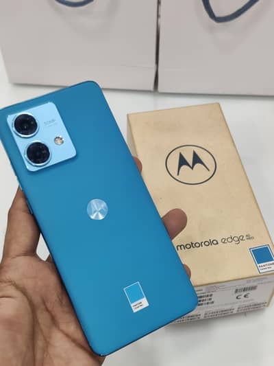 Moto Edge 40 neo 12/256 unlocked Non PTA with box available vip price