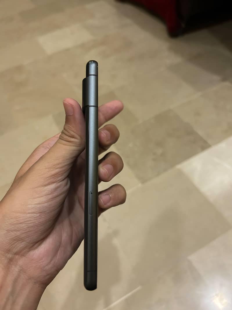 Google Pixel 7 4