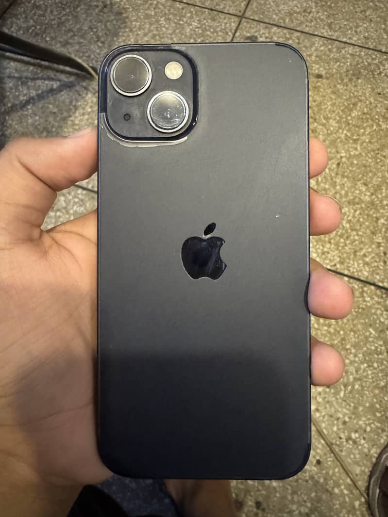 iPhone 13 4