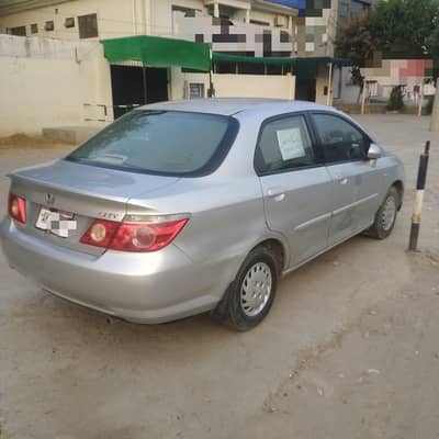 Honda City 2005 idsi 90% original paint, 16-18 average alhamdulillah