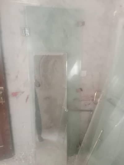 4 shower caban glass