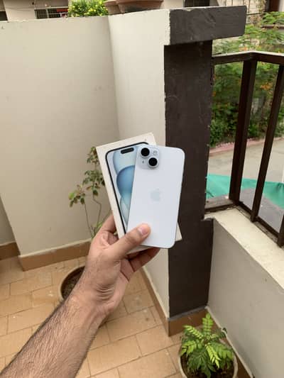 Apple iPhone 15 with box 10/10