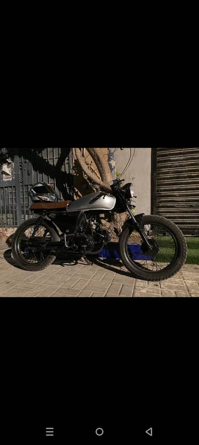 Karachi 1st ever 70 Converted Cafe Racer in perfect condition