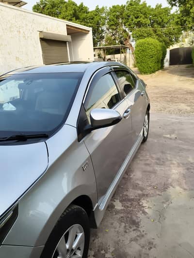 Toyota Corolla Altis 2015