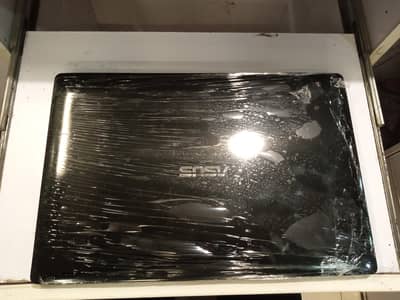 Asus Gaming Laptop / Intel core i7 /  NVIDIA GTX 850M / 8GB RAM.