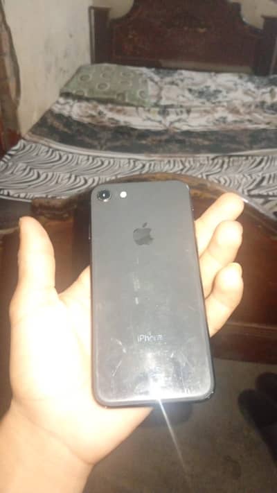 Apple iPhone 8