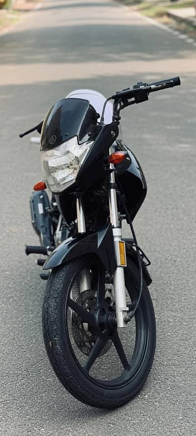 Yamaha ybr 20 model
