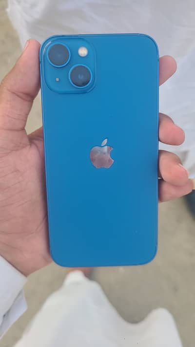 Apple iPhone 13