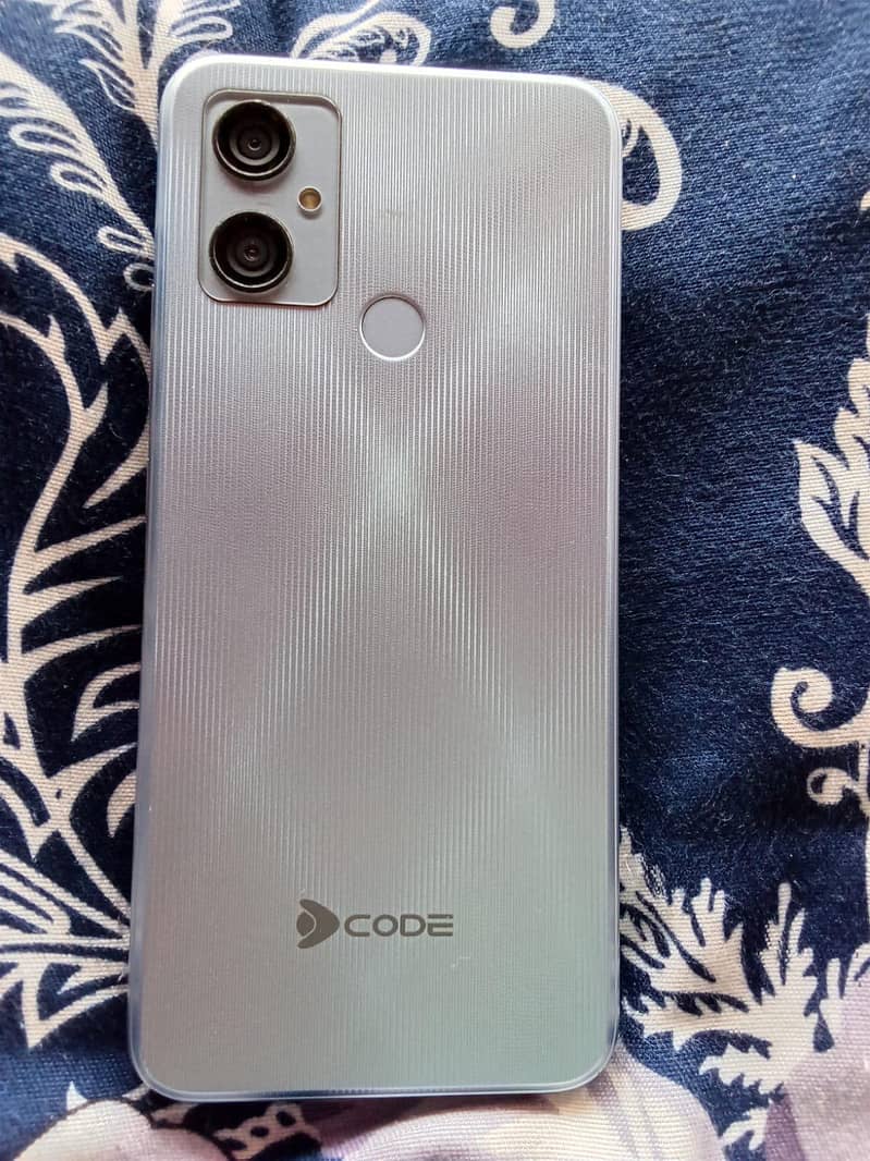 Dcode Bold 2