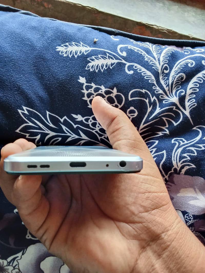Dcode Bold 3