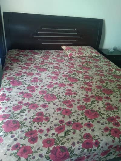 used king sized bed