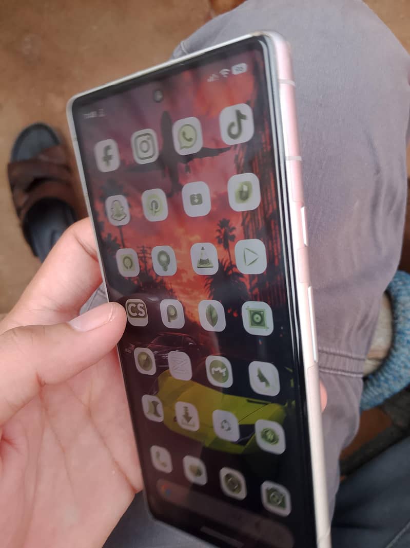 Google Pixel 7a 1