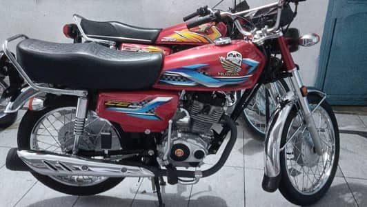 New bike h 2 sal khra raha ha