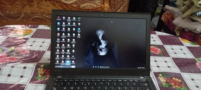 Lenovo x260 core i5 6th generation