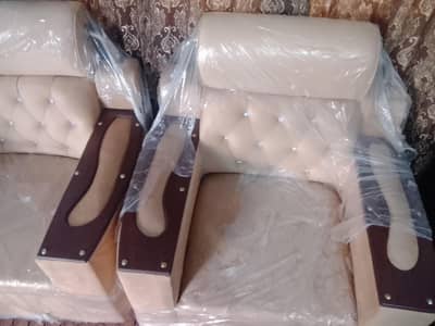 5 seater sofa good condition reasonable price only one month use