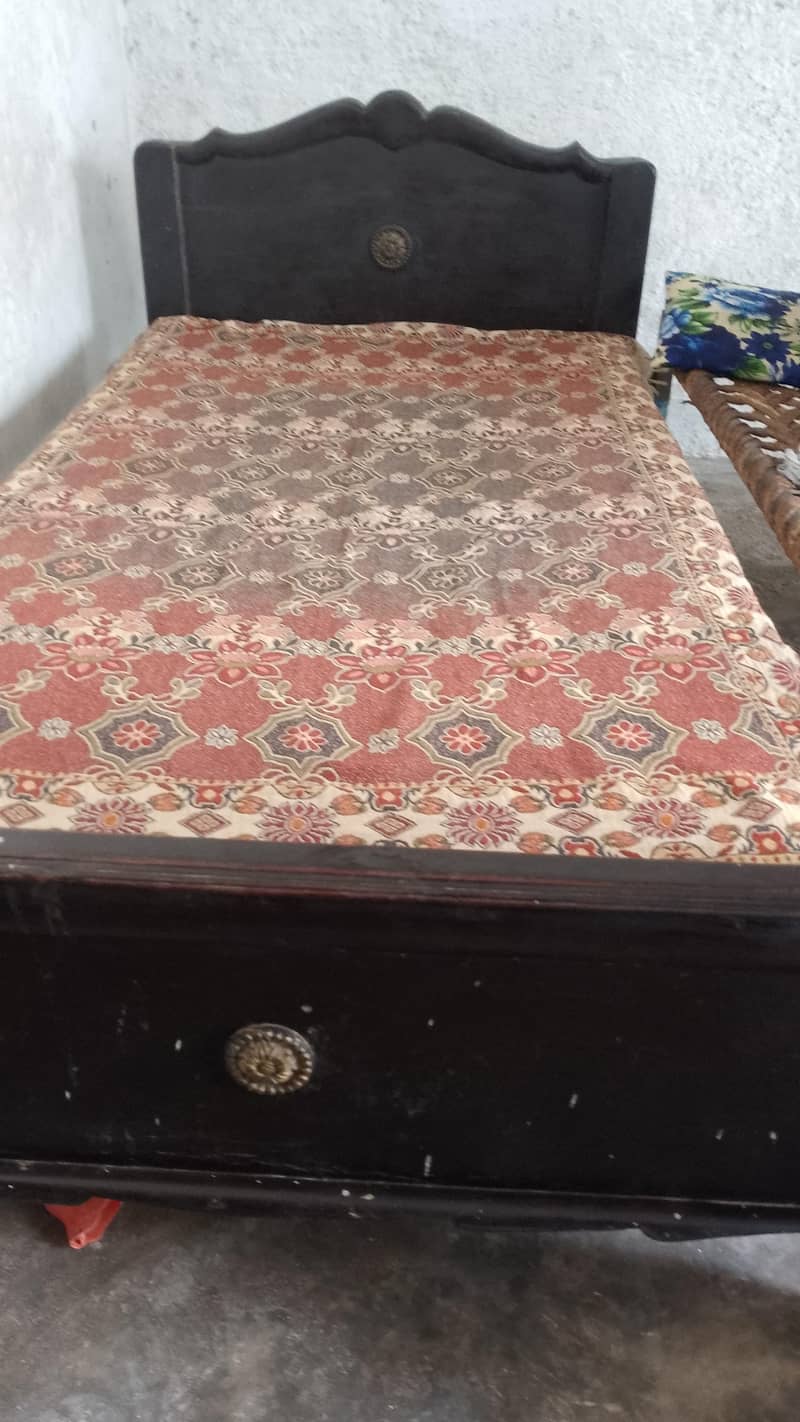 single bed 0