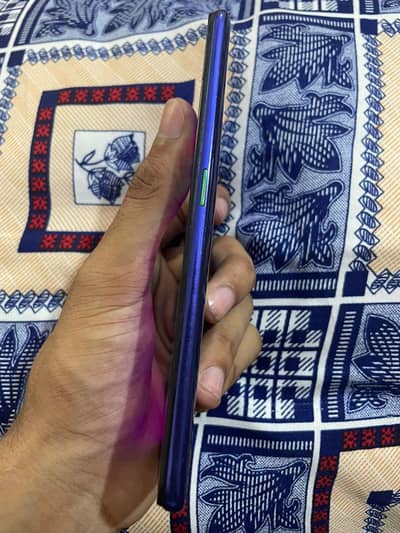 Oppo F11 (8GB/256GB) - Excellent Condition