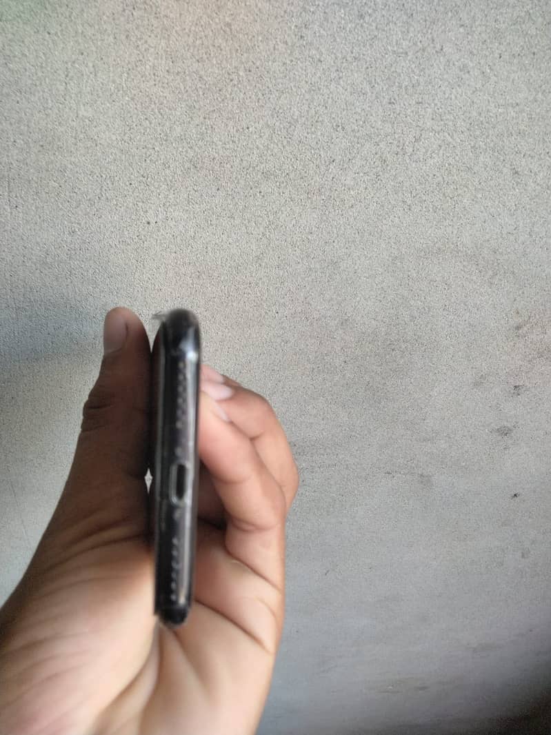 Apple iPhone 7 5