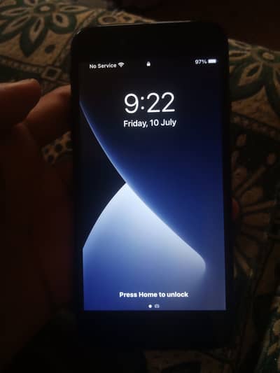 Apple iPhone 7