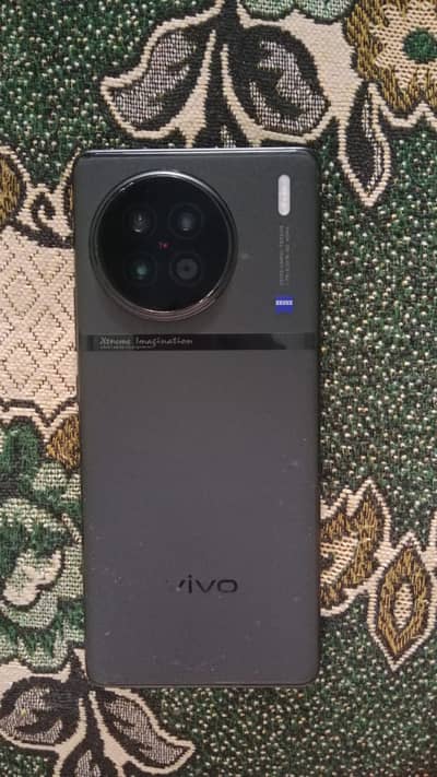 Vivo V90s