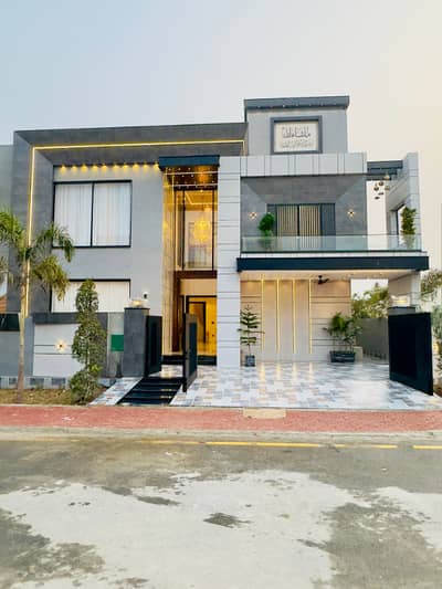 13 MARLA BEAUTIFUL HOUSE FOR SALE IN OVERSEAS A BLOCK BAHRIA TOWN LAHORE