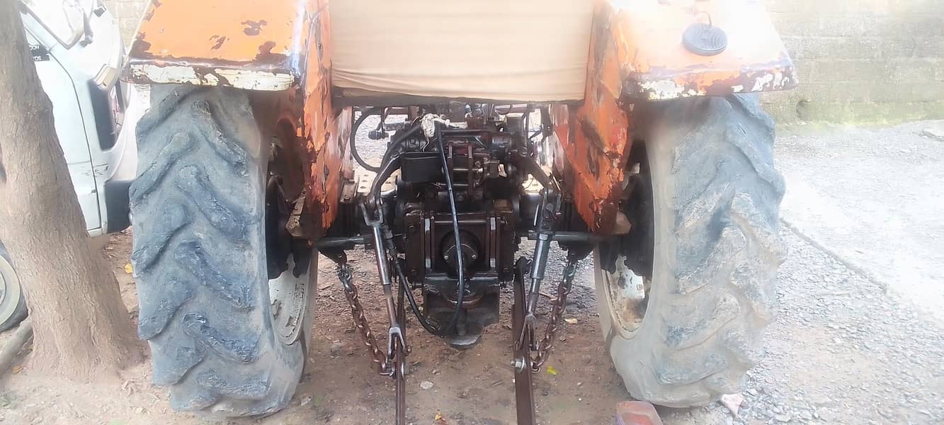 tractor 1