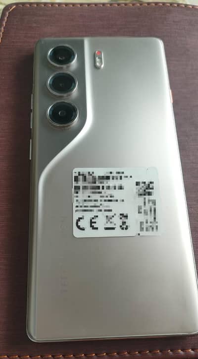 Tecno CAMON 40 Pro