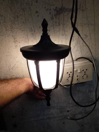 wall lemp with 12 watt let golden