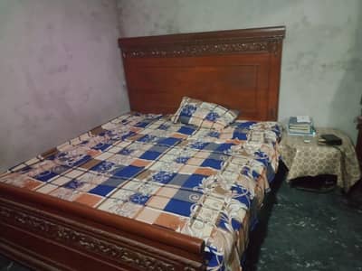 Very urgent sale bed with side tables and dressing table