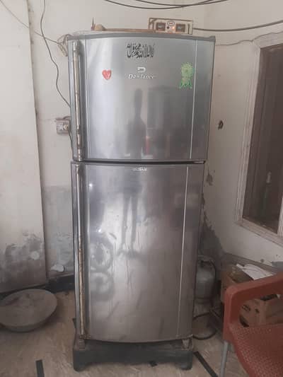 Dowlance fridge for sale everything is perfect cooling