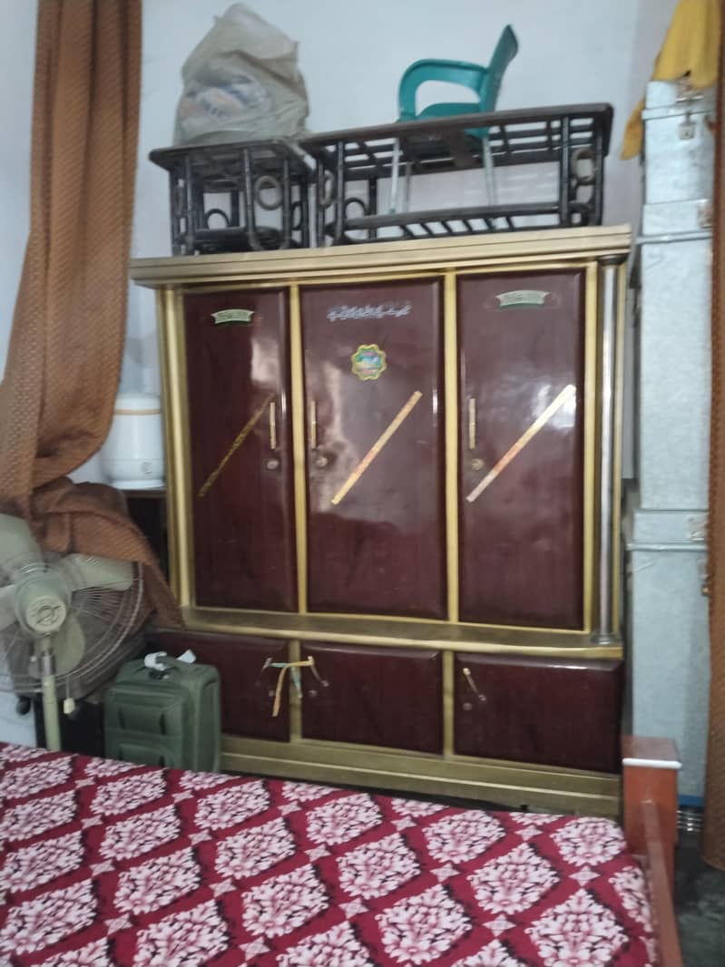 وٹس ایپ پہ رابطہ کڑیں 1