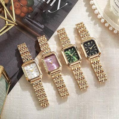 Gold square quartz Women's watch with chain strap