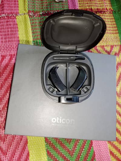 Oticon hearing aid